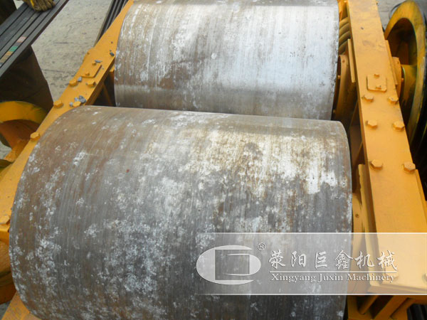 新型雙輥制砂機輥子