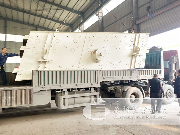 時產150噸石料生產線發(fā)貨