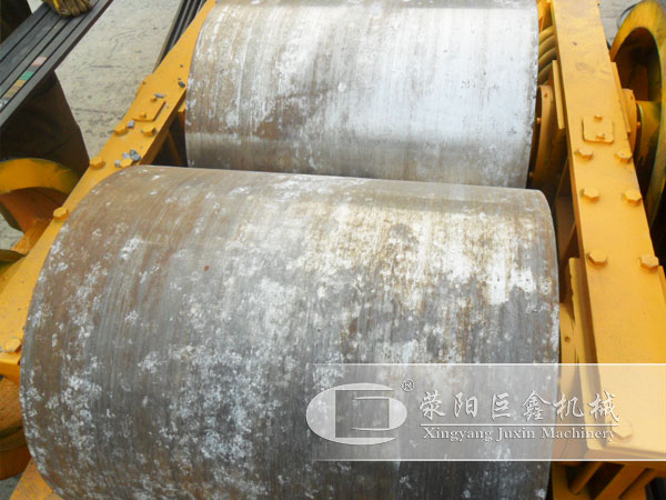 對輥制砂機(jī)輥子