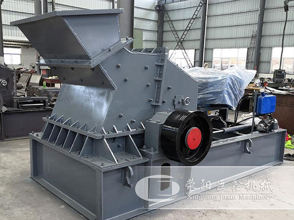 液壓環(huán)保型制砂機(jī)